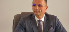 PRIMARUL DANIEL CRISTIAN STAN: „BATRAN, DAR NU SINGUR! AM SEMNAT CONTRACTUL DE FINANTARE EUROPEANĂ PENTRU ASISTENTA LA DOMICILIU”