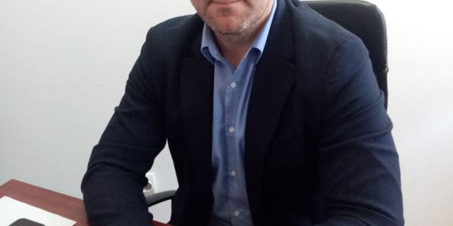 Exclusiv: Inspectoratul Scolar Judetean Dambovita pune la punct ultimele detalii pentru simularile nationale. Alexandru Tica, inspector general adjunct: „Sunt examene in sprijinul elevilor”