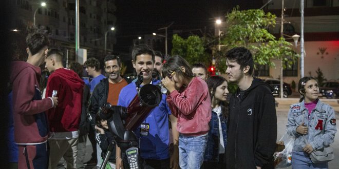 Sub vraja stelelor: Targovistenii sunt invitati diseara in Piata Tricolorului la cel mai mare eveniment astronomic al anului