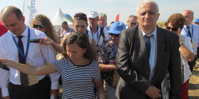 Paznicul Cuvintelor: De ce port inca „arhiva” sub brat