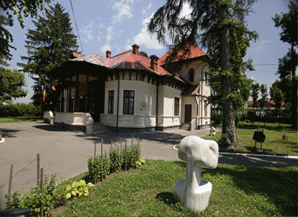 „Casa ca un colt de rai”: Povestea muzeului nascut dintr-o scrisoare