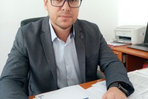 Subprefectul Teodor Radoi: „La Prefectura nu se face politica, usa mea este deschisa pentru toti dambovitenii”
