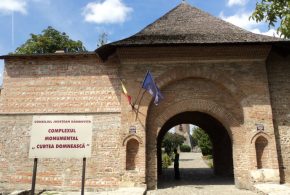 Ghid complet pentru vizitarea muzeelor din Dambovita. Care este programul de functionare, tarifele cu cardul si exceptiile pentru grupuri
