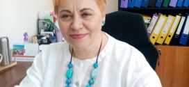 Marieta Rosu, directorul economic al Primariei Titu, la ceas aniversar: „Munca te tine tanar!”