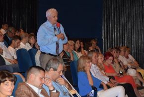 De vorba cu ministrul: Ziua in care am cerut de la firul ierbii salvarea presei scrise din Romania