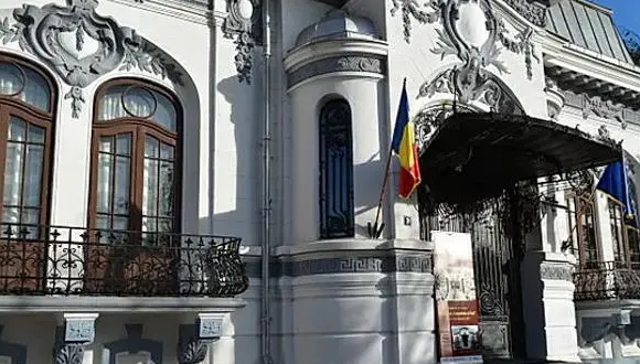 Inima muzicala a Targovistei: Cum pastreaza  „Casa Romantei” tezaurul celor 50 de ani de „Crizantema de Aur”
