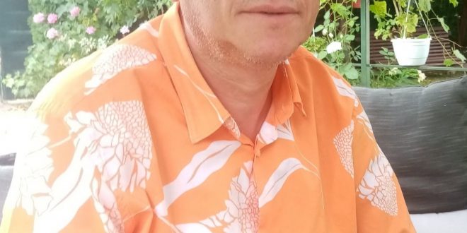 Zambete si siguranta pentru seniori: Cum transforma  Daniel Dinca Caminul „Sfantul Alexandru” din Titu intr-o adevarata familie