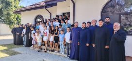 TINERII DIN PROTOIERIA TITU, IN DIALOG DESPRE MAICA DOMNULUI CA MODEL DE CREDINTA SI ASCULTARE