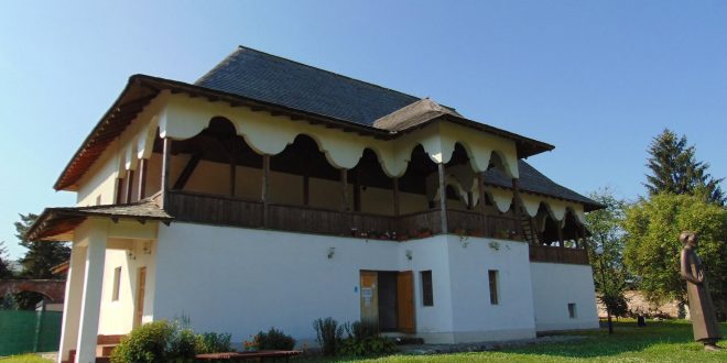 File de istorie vie la Targoviste: Povestea fascinanta  a Casei Arama  si a Muzeului Tiparului