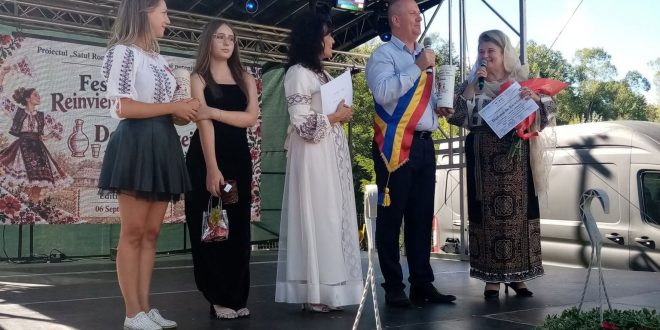 Festivalul „Dor de Ursei” transforma  comuna Visinesti in capitala folclorului dambovitean: O editie de colectie dedicata  salvarii satului romanesc